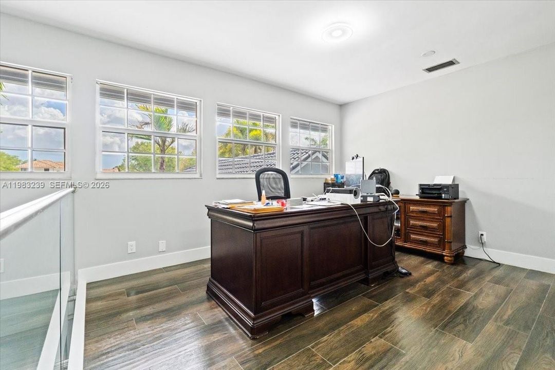 For Sale: $1,799,000 (5 beds, 3 baths, 0 Square Feet)