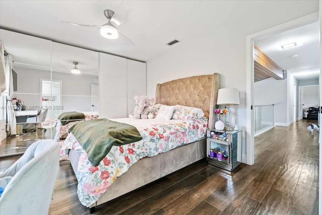 For Sale: $1,799,000 (5 beds, 3 baths, 0 Square Feet)