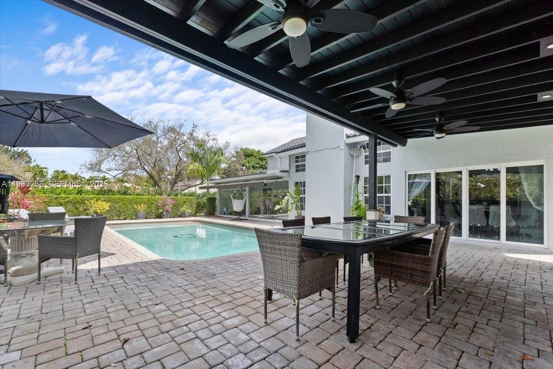 For Sale: $1,799,000 (5 beds, 3 baths, 0 Square Feet)