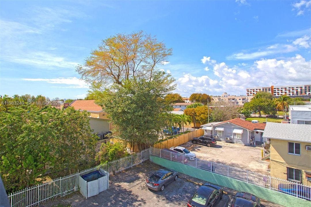 En Venta: $208,000 (2 camas, 1 baños, 723 Pies cuadrados)