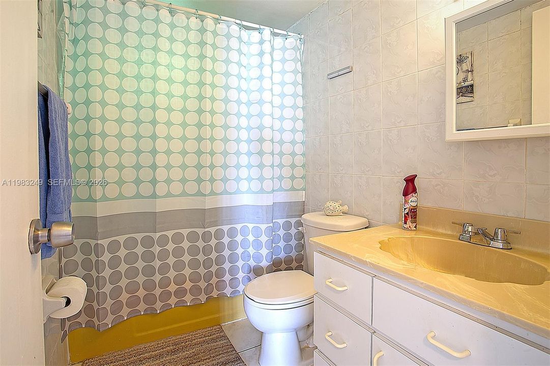 En Venta: $208,000 (2 camas, 1 baños, 723 Pies cuadrados)