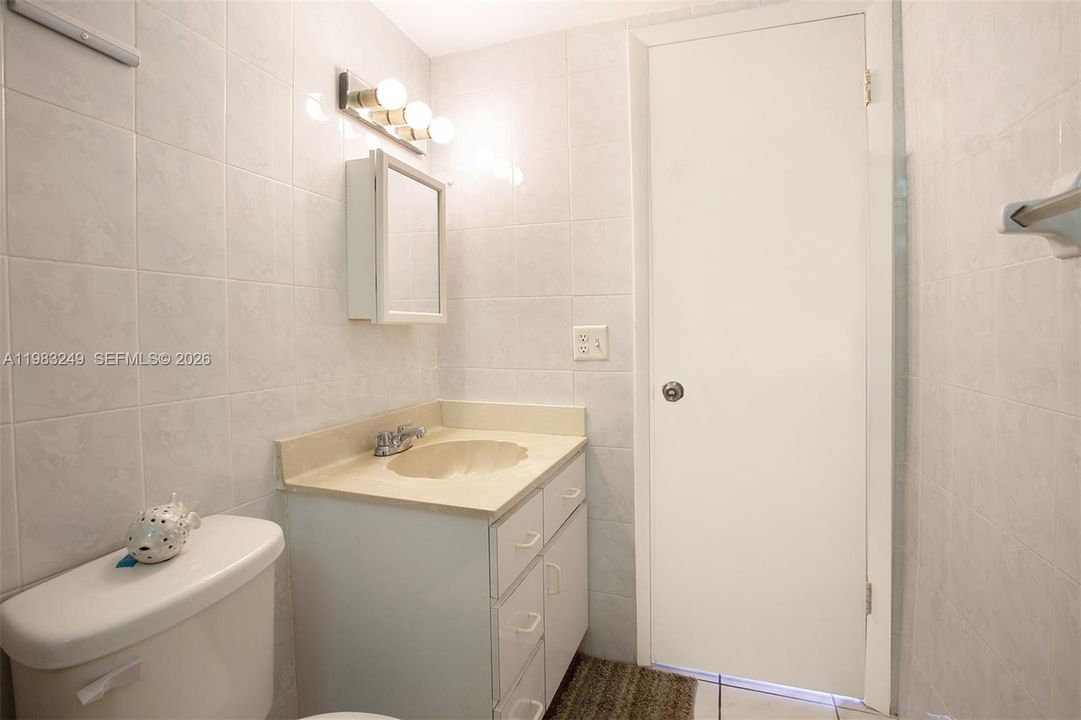 En Venta: $208,000 (2 camas, 1 baños, 723 Pies cuadrados)