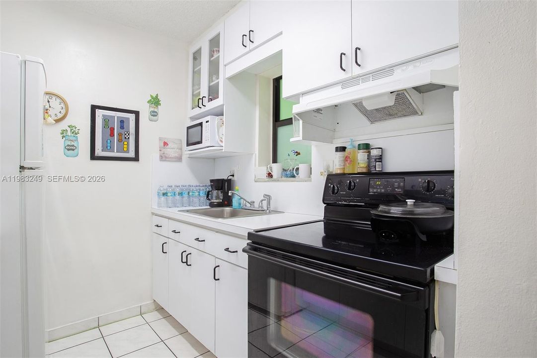 En Venta: $208,000 (2 camas, 1 baños, 723 Pies cuadrados)