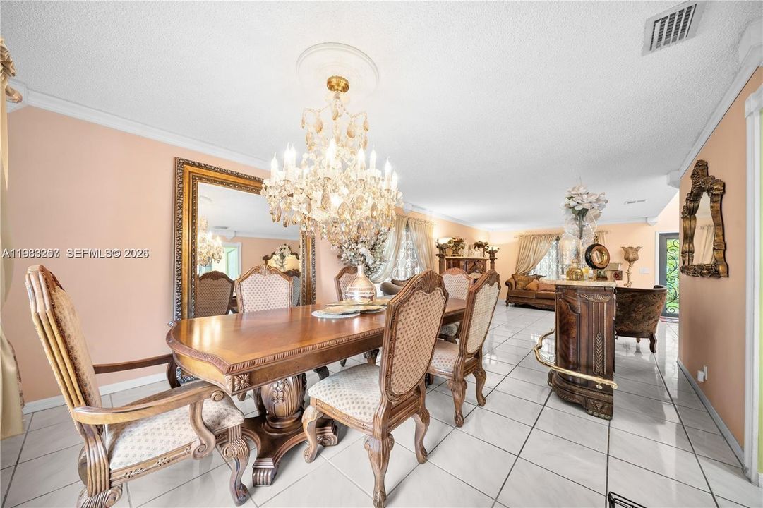 В аренду: $4,300 (4 спален, 2 ванн, 2270 Квадратных фут)