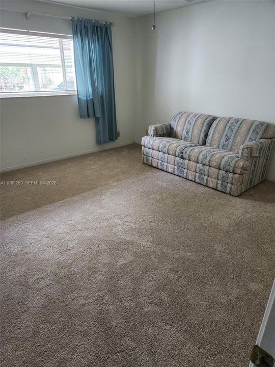 For Sale: $209,000 (2 beds, 2 baths, 1140 Square Feet)