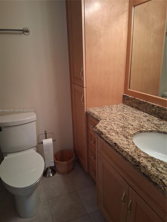 For Sale: $209,000 (2 beds, 2 baths, 1140 Square Feet)