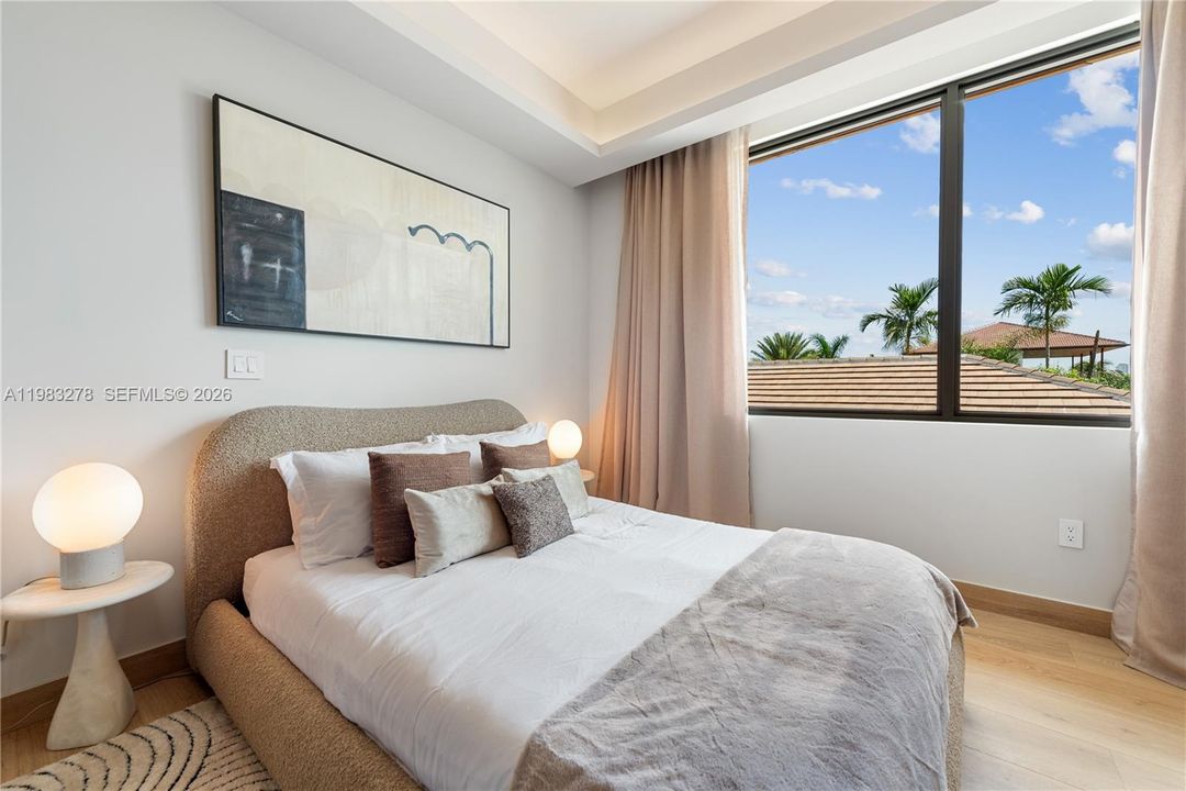 En Renta: $70,000 (7 camas, 7 baños, 4931 Pies cuadrados)