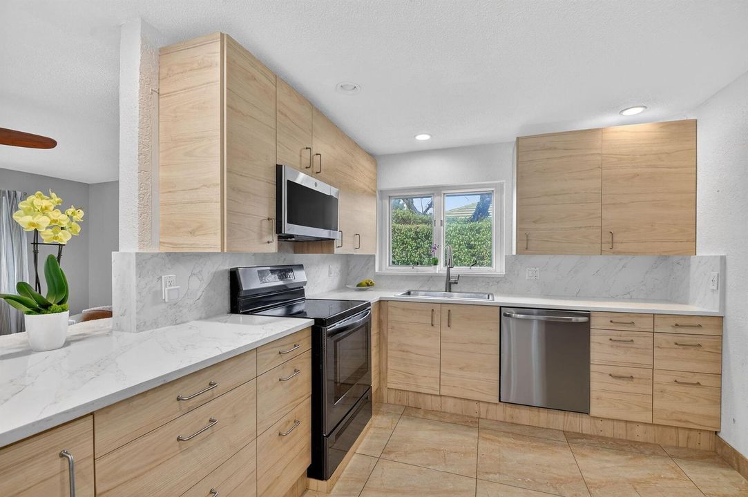 Sleek and Modern Kitchen