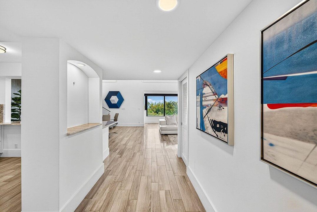 FOYER ENTRANCE
