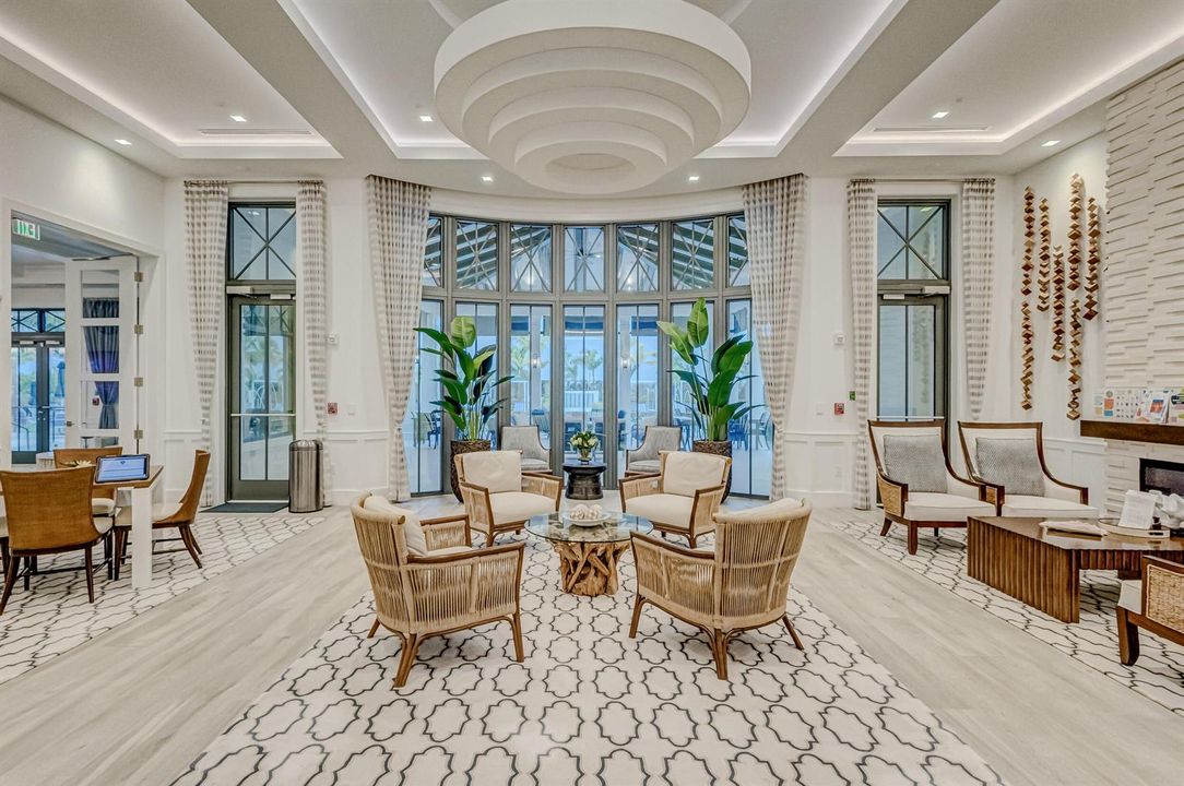 Clubhouse 6