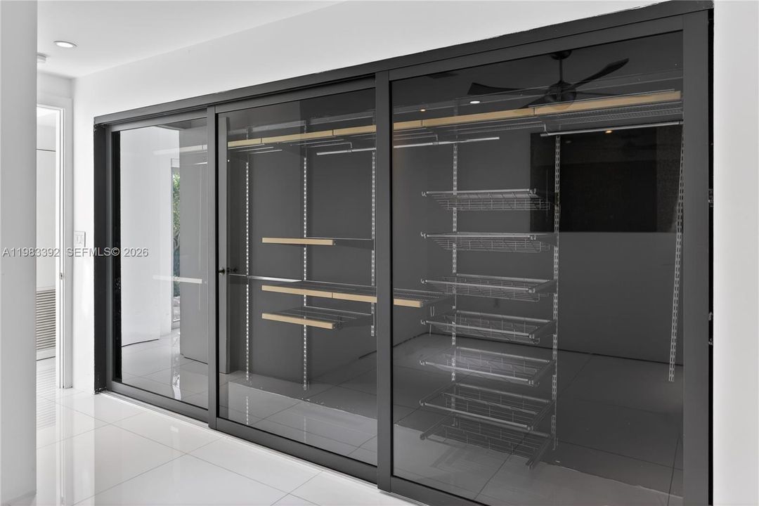 Недавно арендовано: $12,000 (4 спален, 3 ванн, 3077 Квадратных фут)