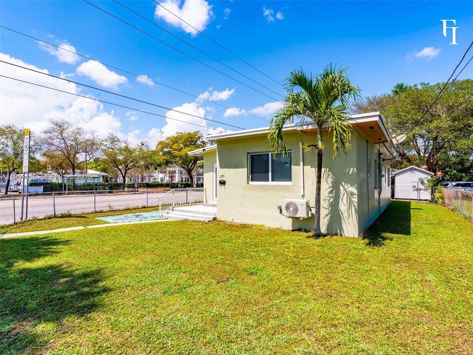 En Venta: $450,000 (3 camas, 2 baños, 1177 Pies cuadrados)