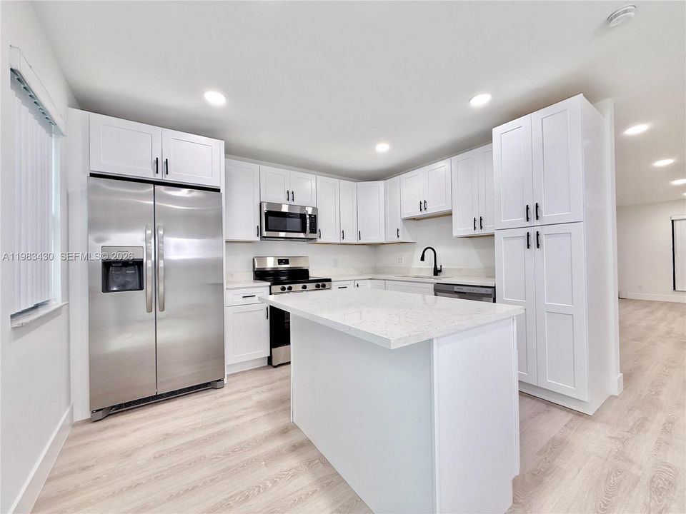 For Sale: $390,000 (3 beds, 2 baths, 1796 Square Feet)
