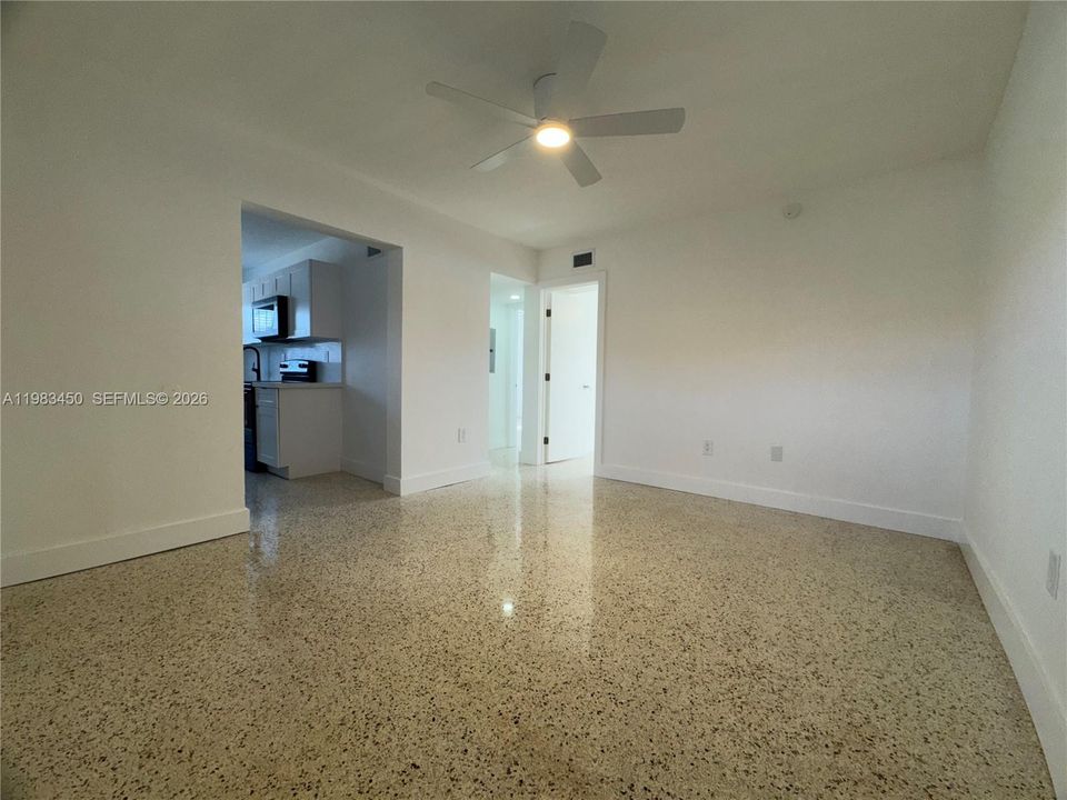 For Sale: $1,375,000 (0 beds, 0 baths, 4652 Square Feet)