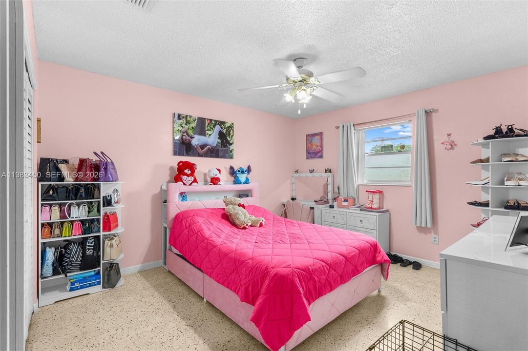 UNIT 3. 2BED/1BATH $1600/ MONTH