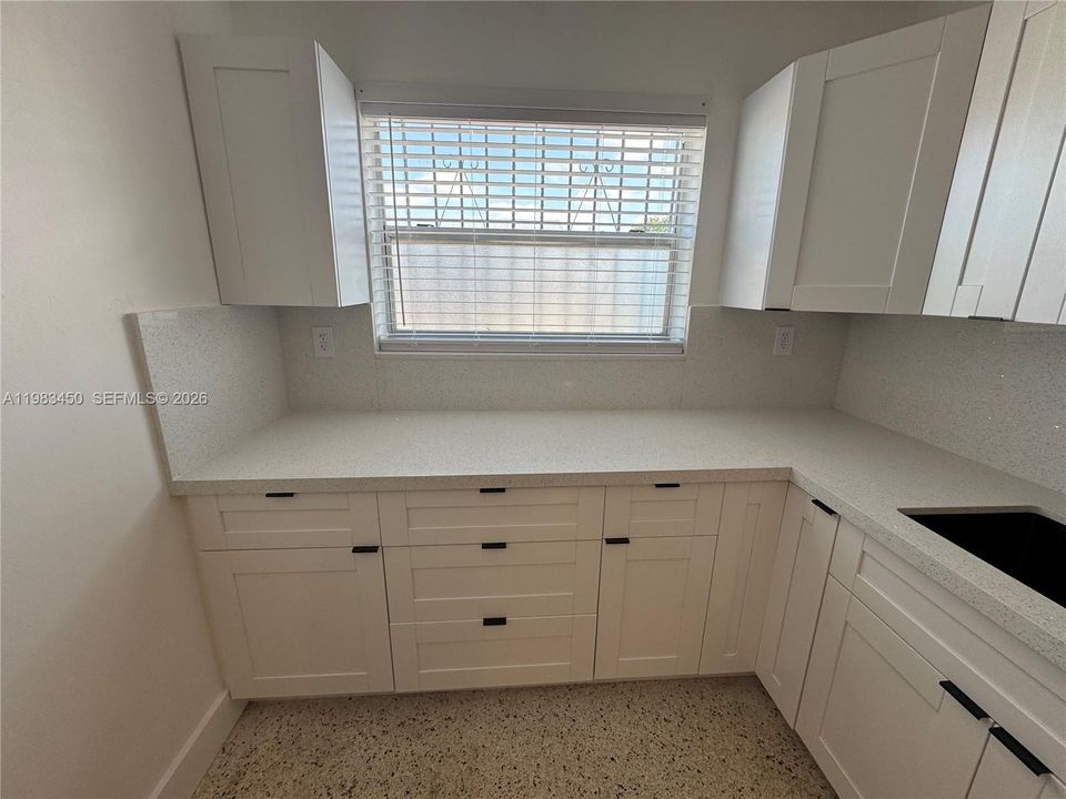 For Sale: $1,375,000 (0 beds, 0 baths, 4652 Square Feet)