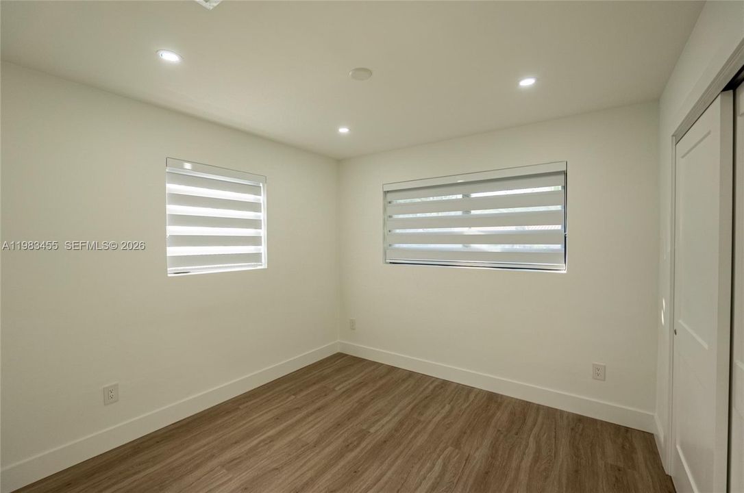 For Sale: $959,900 (3 beds, 2 baths, 1040 Square Feet)