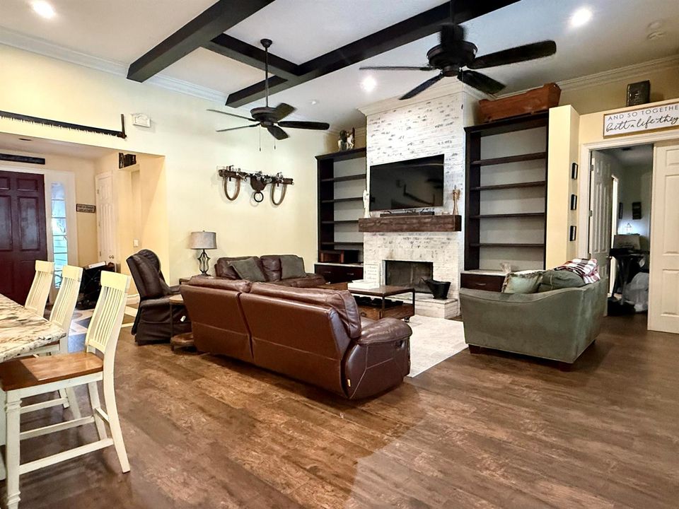 Living rm