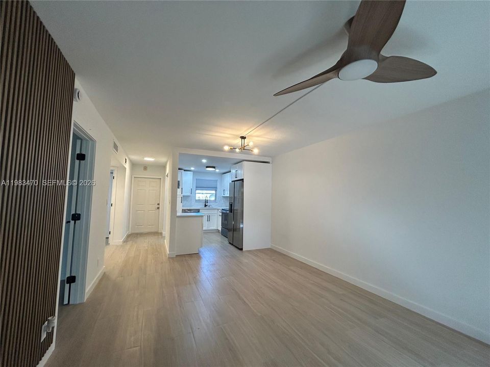 На продажу: $157,777 (1 спален, 1 ванн, 700 Квадратных фут)