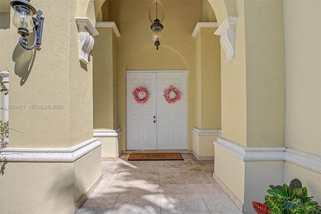 For Sale: $2,990,000 (5 beds, 4 baths, 4788 Square Feet)