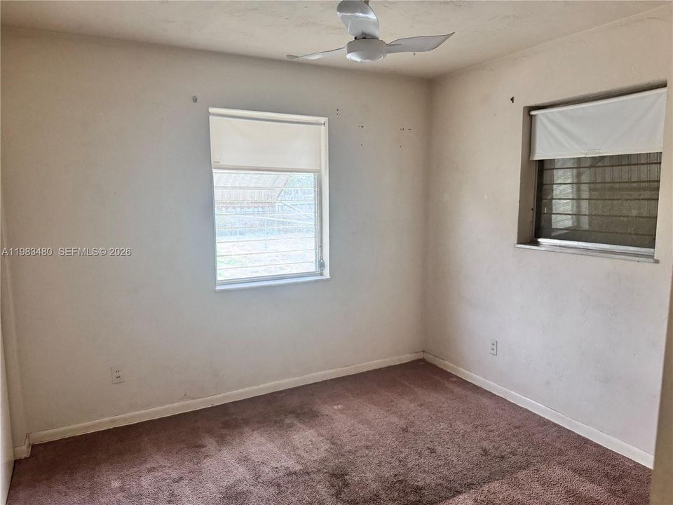 Activo con contrato: $190,000 (2 camas, 1 baños, 1031 Pies cuadrados)