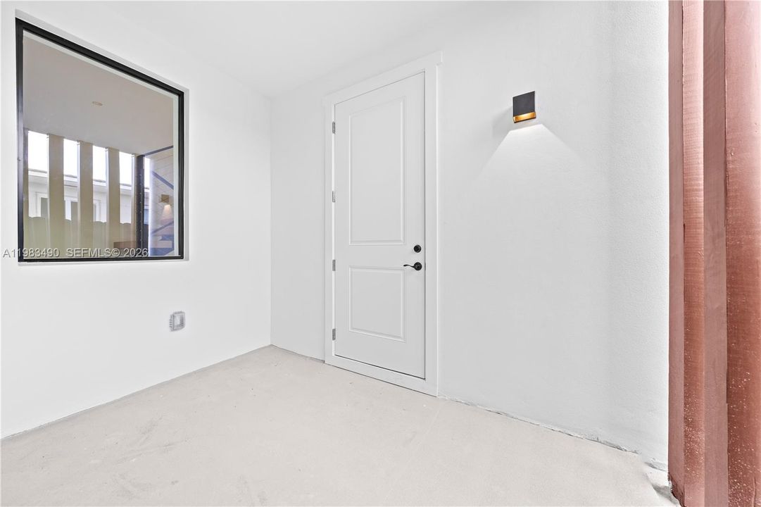 For Sale: $1,495,000 (4 beds, 4 baths, 2750 Square Feet)