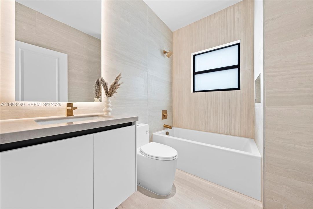 For Sale: $1,495,000 (4 beds, 4 baths, 2750 Square Feet)