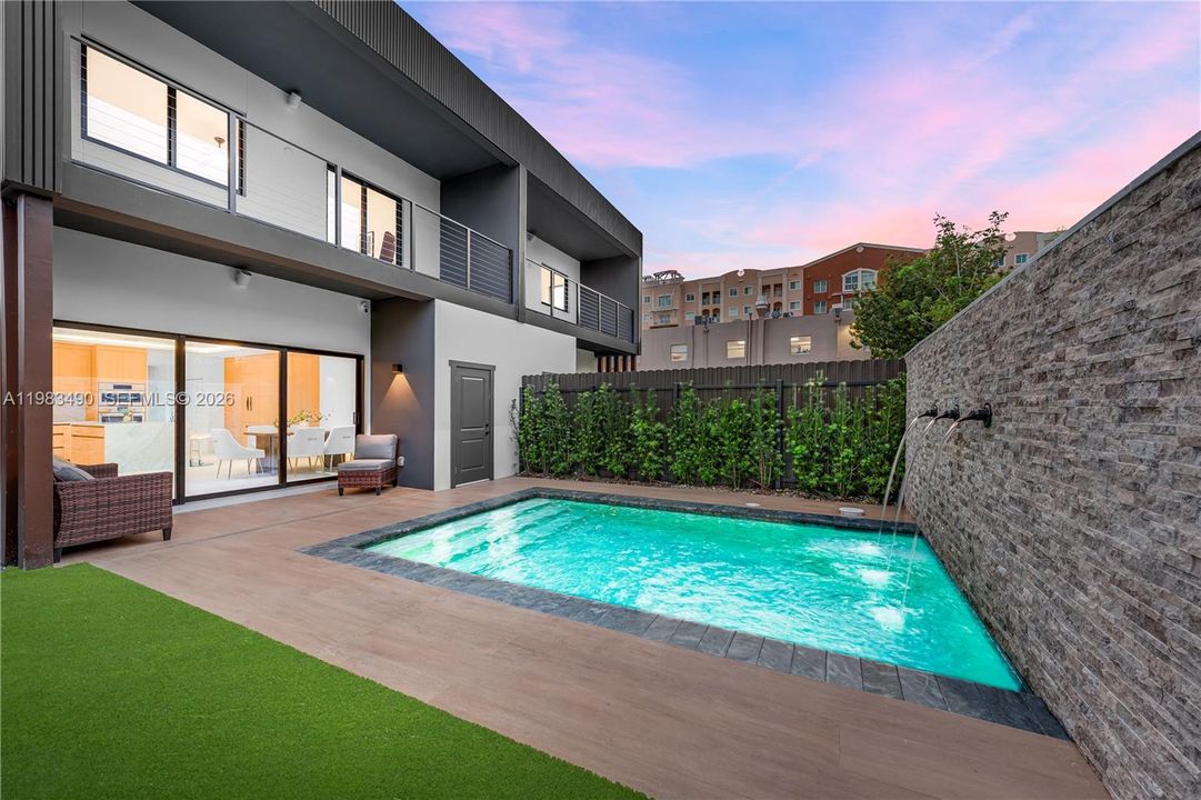 For Sale: $1,495,000 (4 beds, 4 baths, 2750 Square Feet)