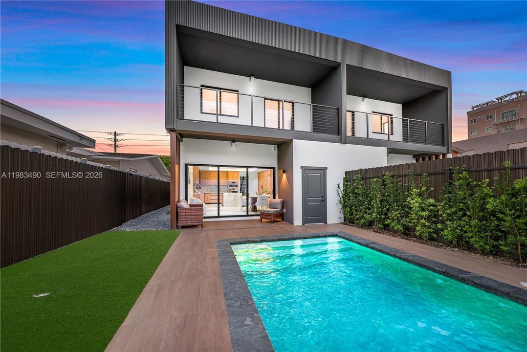 For Sale: $1,495,000 (4 beds, 4 baths, 2750 Square Feet)