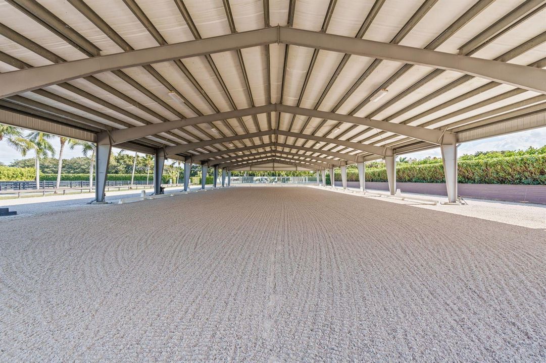 61-web-or-mls-A7408918