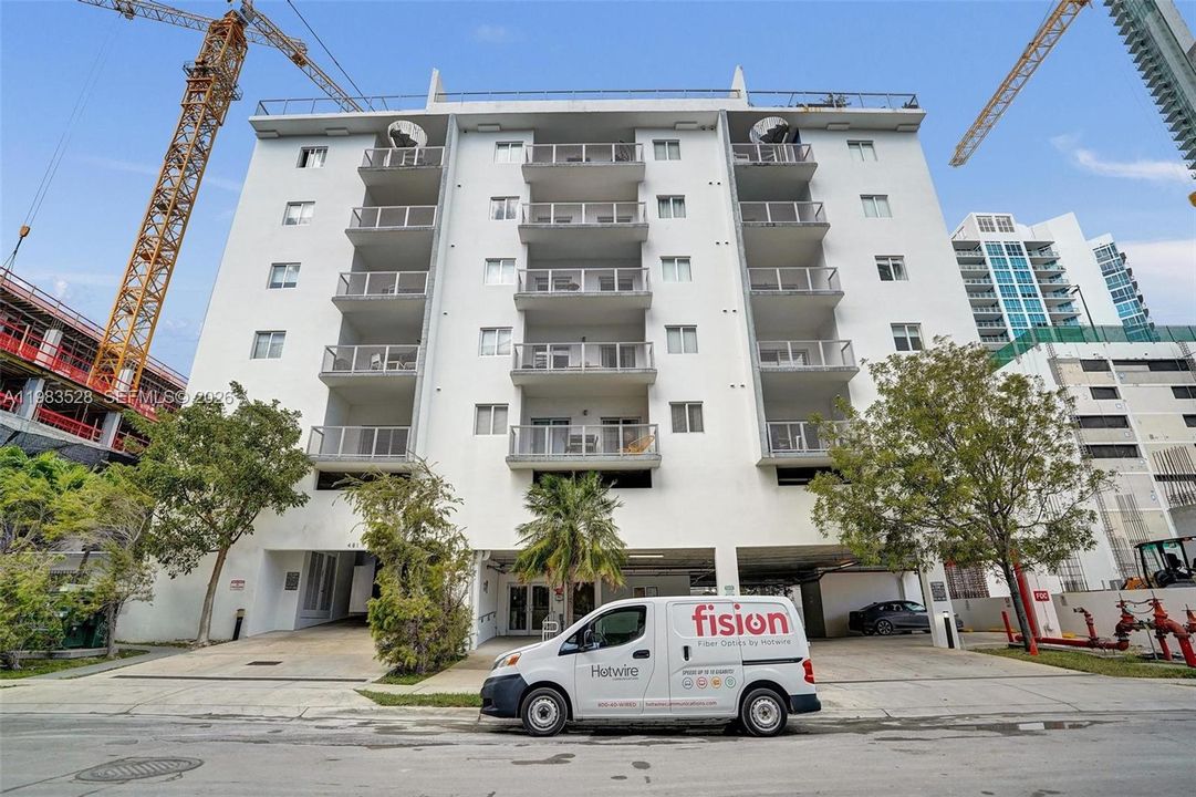 En Venta: $385,000 (1 camas, 1 baños, 641 Pies cuadrados)