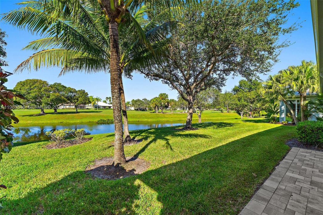 Recently Rented: $3,000 (2 beds, 2 baths, 1338 Square Feet)