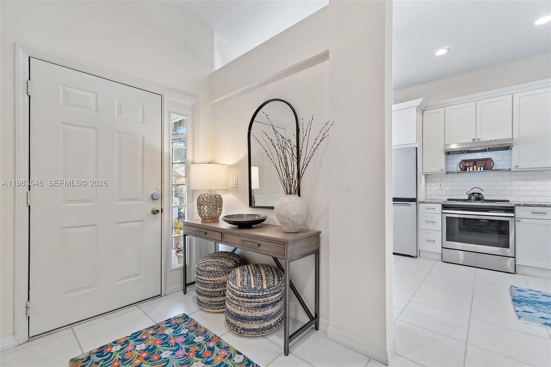 Recently Rented: $3,000 (2 beds, 2 baths, 1338 Square Feet)