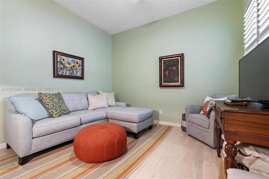 Recently Rented: $3,000 (2 beds, 2 baths, 1338 Square Feet)