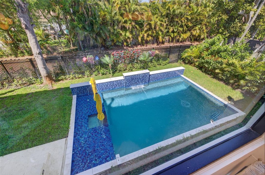 En Venta: $3,700,000 (4 camas, 4 baños, 3727 Pies cuadrados)