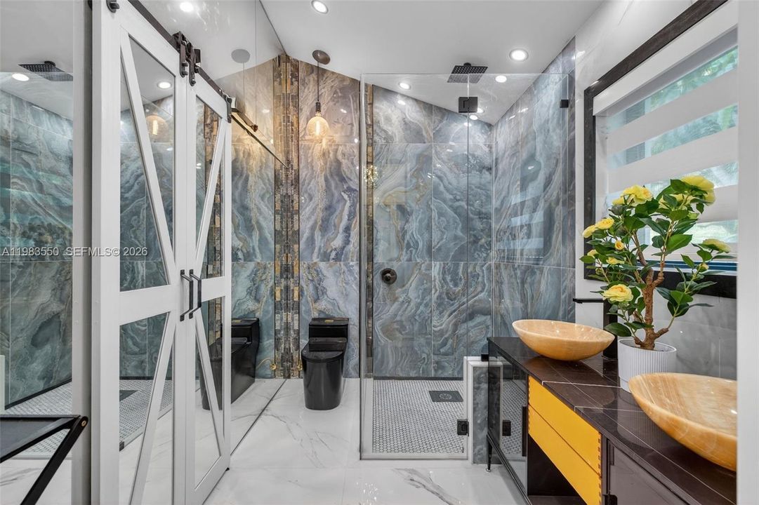En Venta: $3,700,000 (4 camas, 4 baños, 3727 Pies cuadrados)