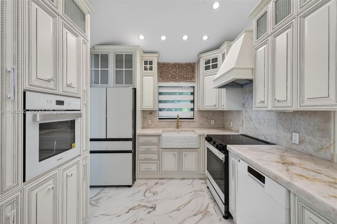 En Venta: $3,700,000 (4 camas, 4 baños, 3727 Pies cuadrados)