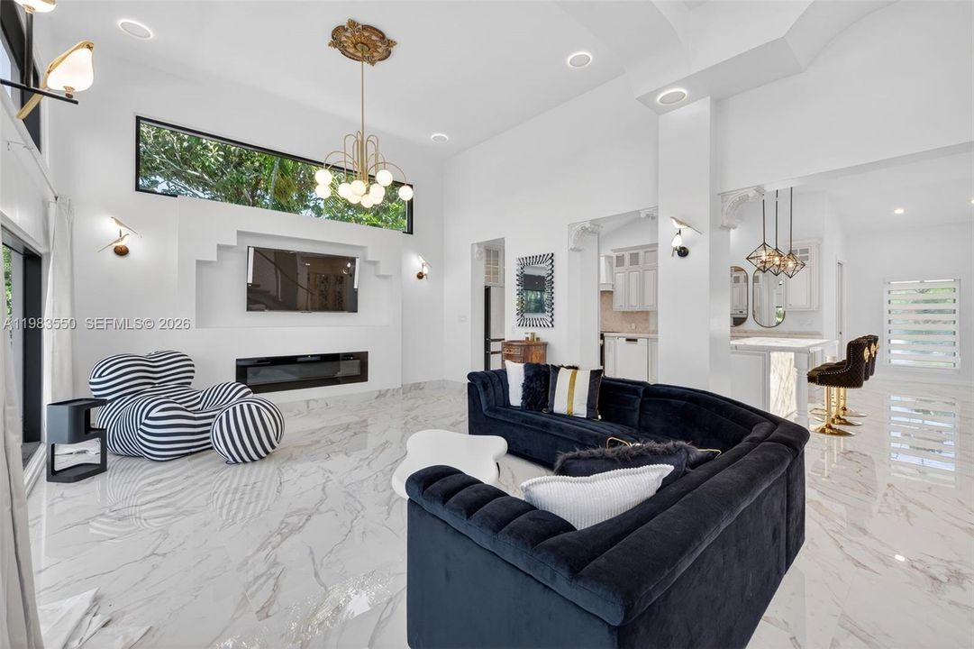 En Venta: $3,700,000 (4 camas, 4 baños, 3727 Pies cuadrados)