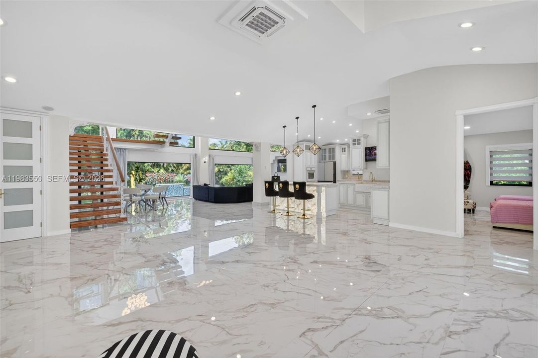 En Venta: $3,700,000 (4 camas, 4 baños, 3727 Pies cuadrados)