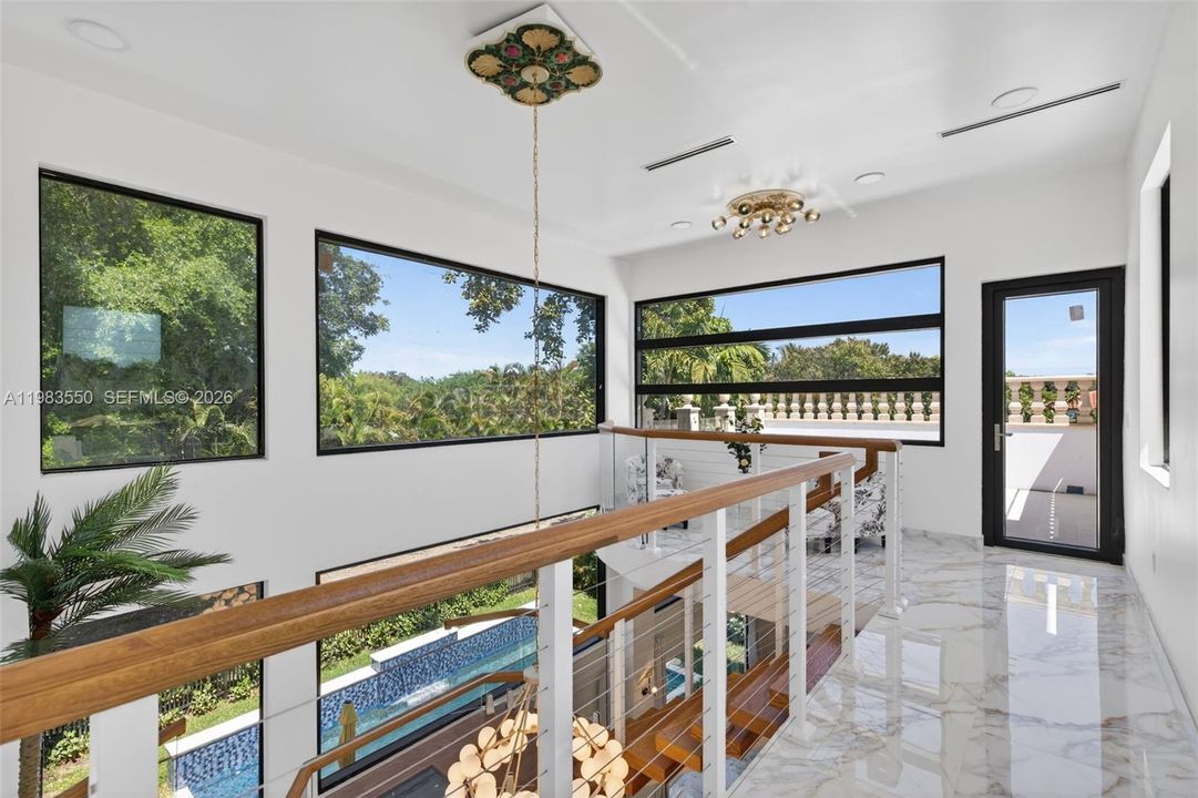 En Venta: $3,700,000 (4 camas, 4 baños, 3727 Pies cuadrados)
