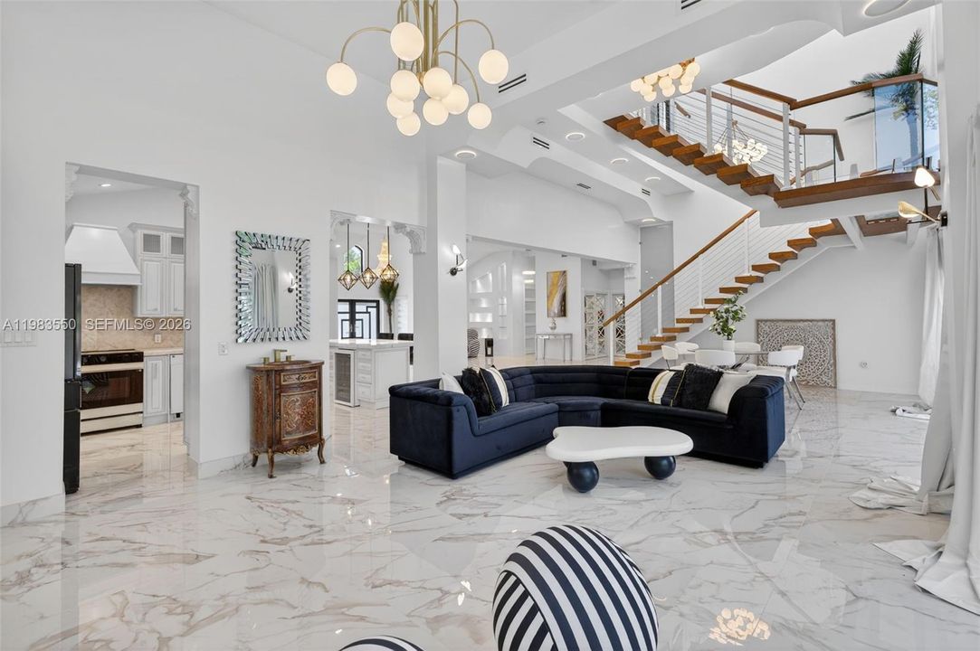 En Venta: $3,700,000 (4 camas, 4 baños, 3727 Pies cuadrados)