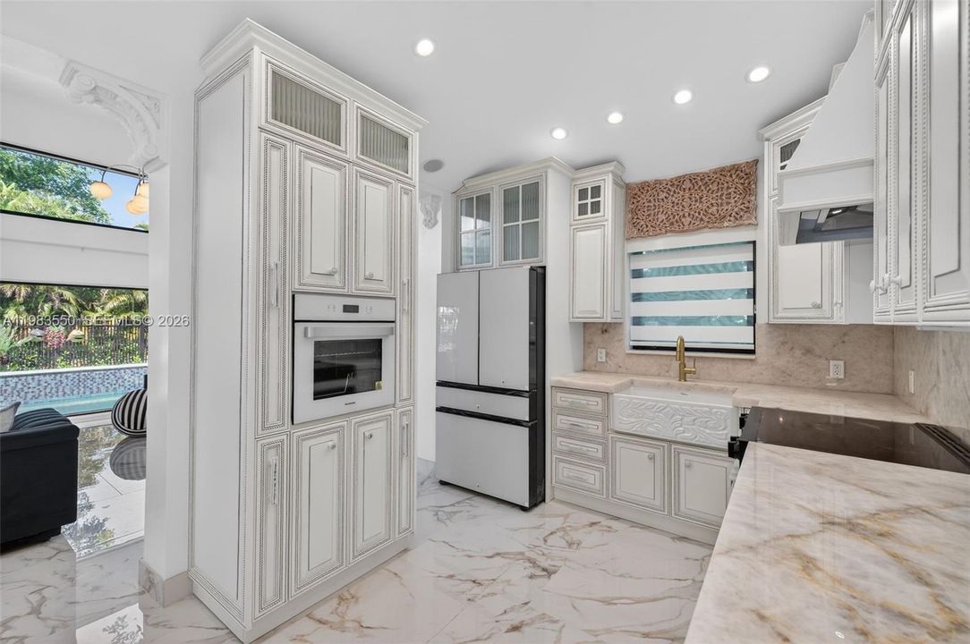 En Venta: $3,700,000 (4 camas, 4 baños, 3727 Pies cuadrados)