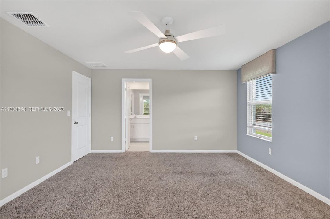 En Venta: $445,000 (3 camas, 2 baños, 1804 Pies cuadrados)