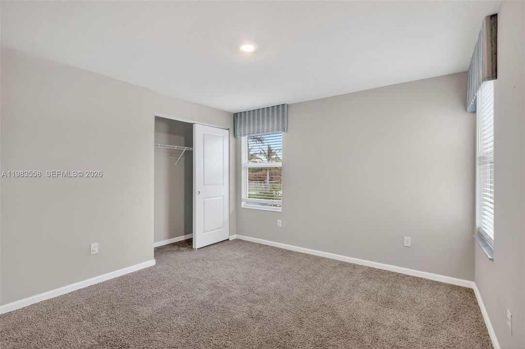 En Venta: $445,000 (3 camas, 2 baños, 1804 Pies cuadrados)