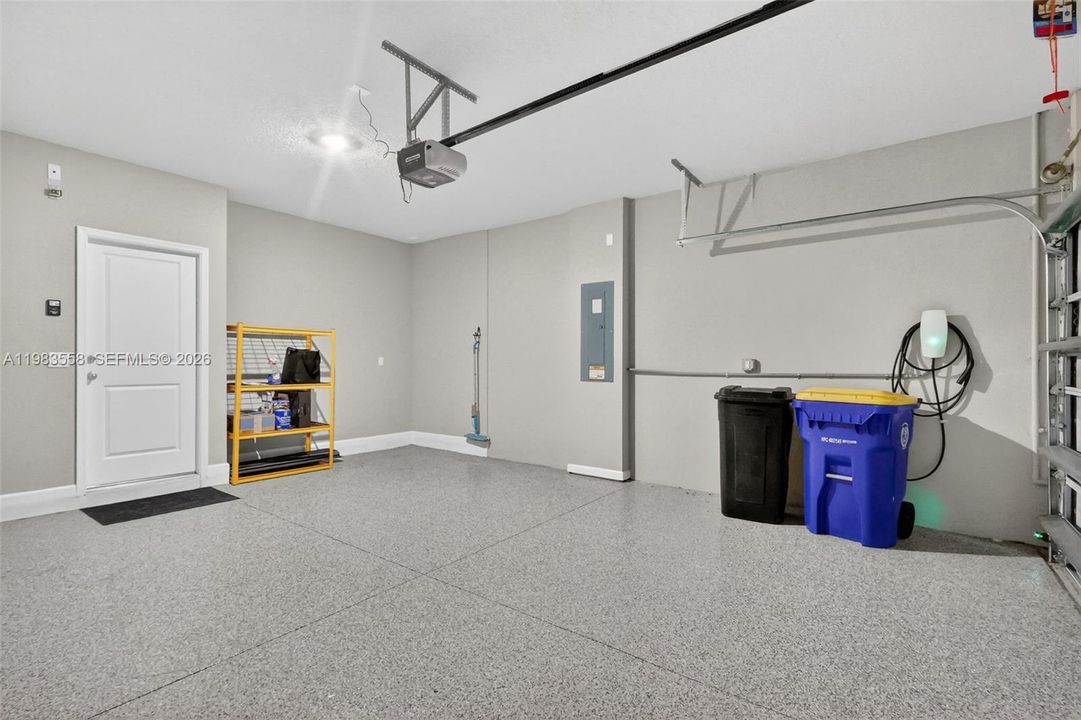 En Venta: $445,000 (3 camas, 2 baños, 1804 Pies cuadrados)