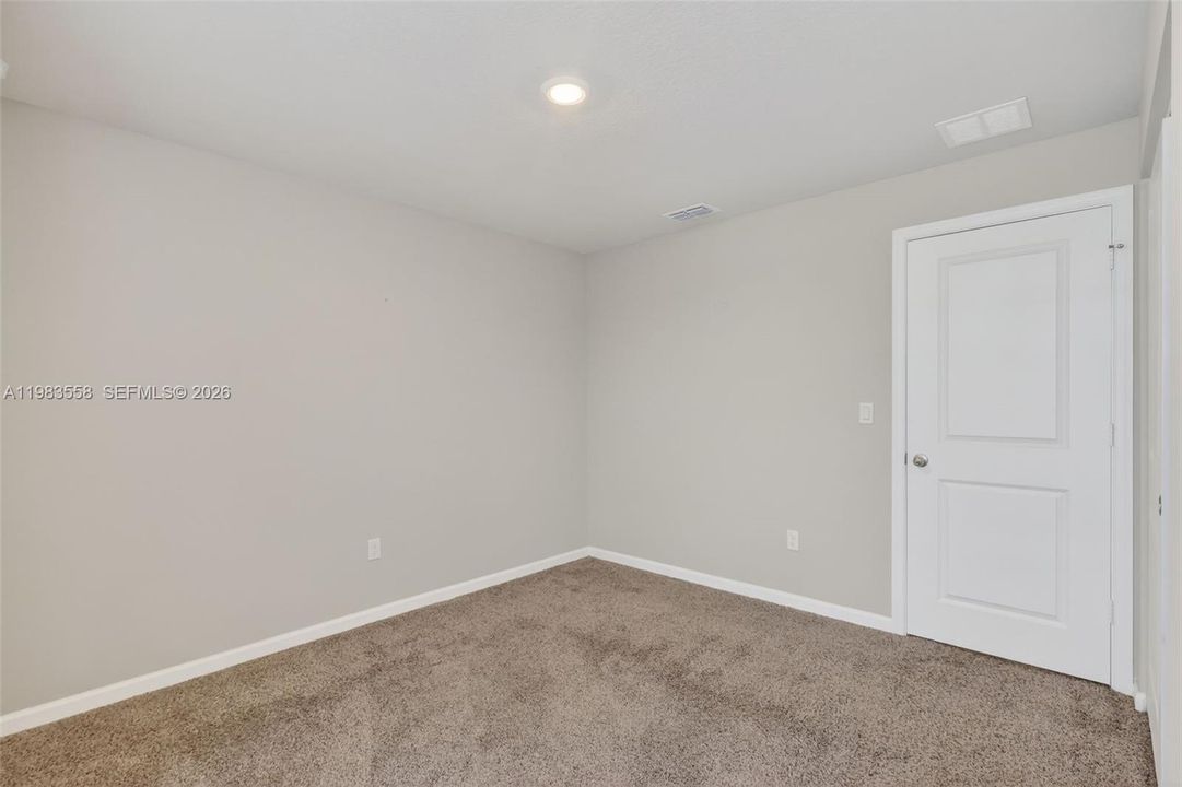 En Venta: $445,000 (3 camas, 2 baños, 1804 Pies cuadrados)