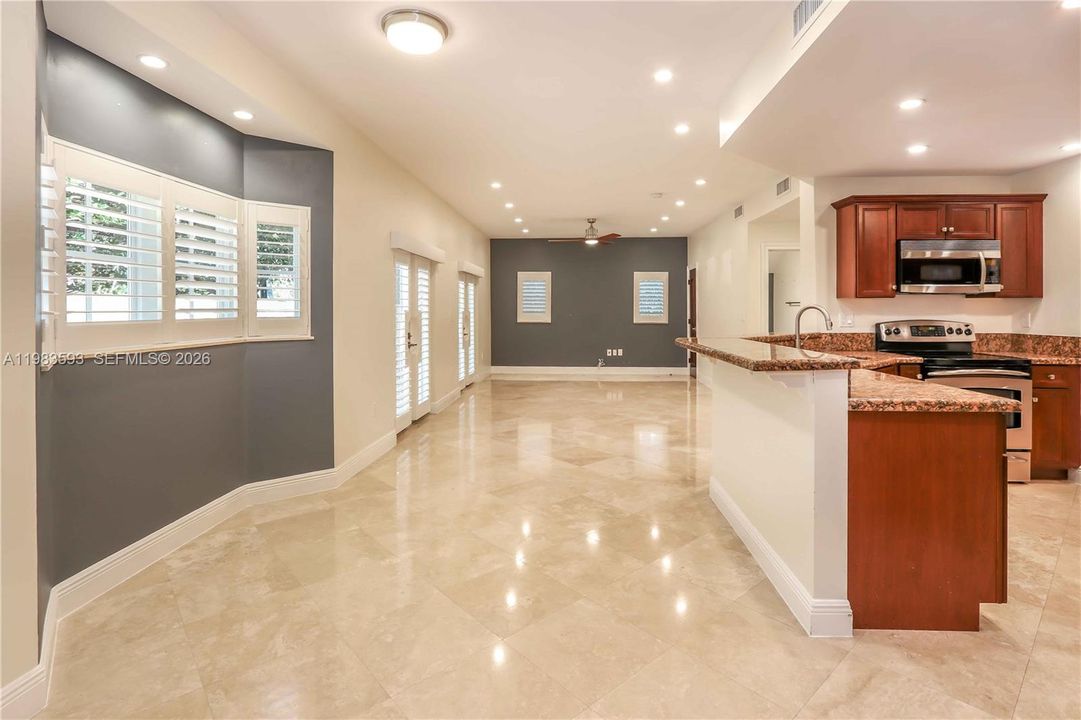 Active With Contract: $7,500 (4 beds, 3 baths, 3001 Square Feet)