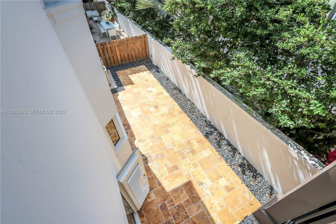 Active With Contract: $7,500 (4 beds, 3 baths, 3001 Square Feet)