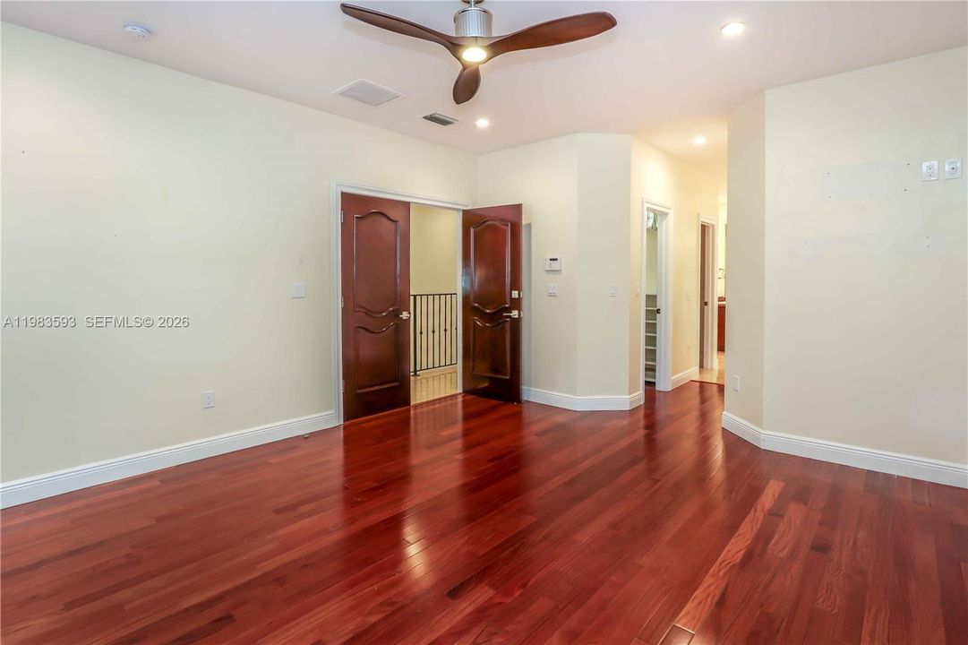 Active With Contract: $7,500 (4 beds, 3 baths, 3001 Square Feet)