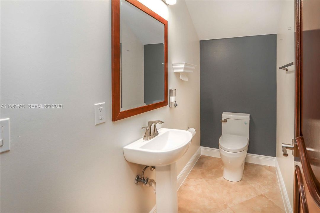 Active With Contract: $7,500 (4 beds, 3 baths, 3001 Square Feet)